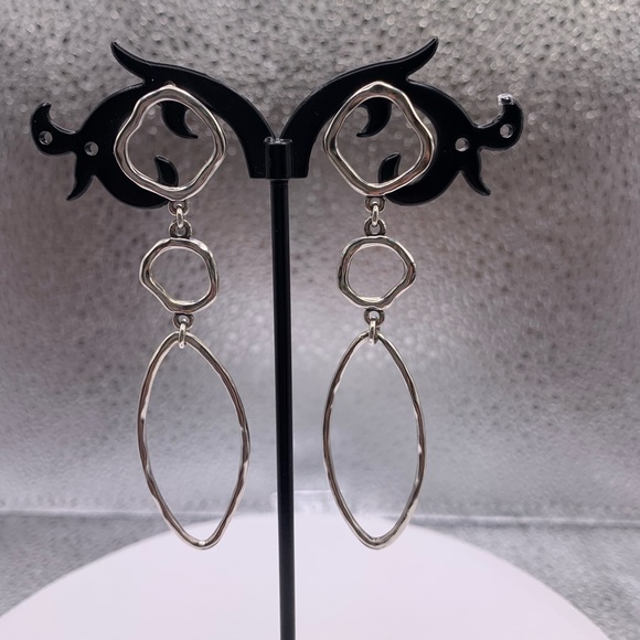 RARE Grace & Heart Post 3-Tier Hammered Sterling Dangle Earrings - Picture 1 of 10